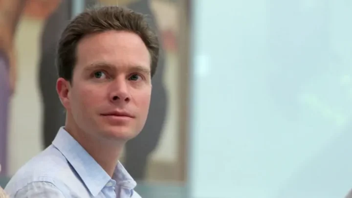 Manuel Velasco Coello Biography: Age, Wife, Net Worth, Children, Height, Career, Political Party