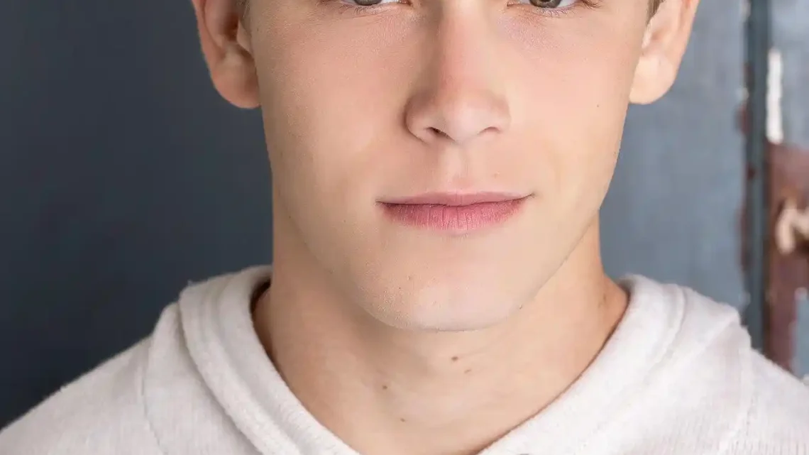 Hudson Meek Biography: Age, Parents, Girlfriend, Net Worth, Movies, Height, Death, Career