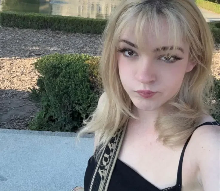 Sylveey (Sylvee) Biography: Boyfriend, Age, Height, Parents, Education, Ethnicity, Net Worth