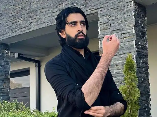 Aslan Pahari Biography: Net Worth, Bilingual Fluency, Awards, Religion, Research, Age, Ethnicity, YouTube