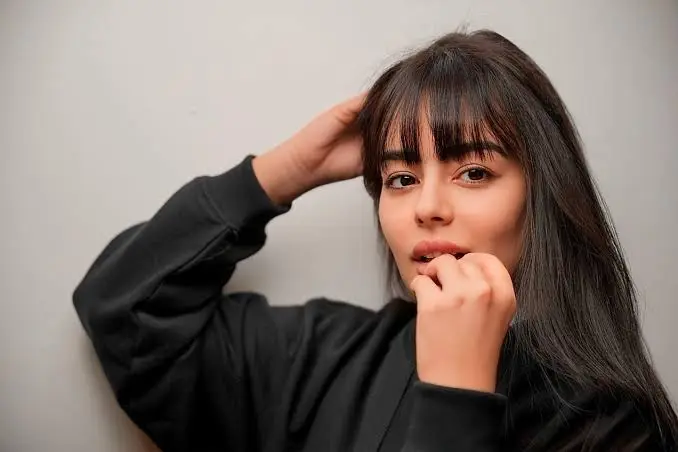 Aicha Attia Biography: Net Worth, Age, Children, Height, Husband, Songs