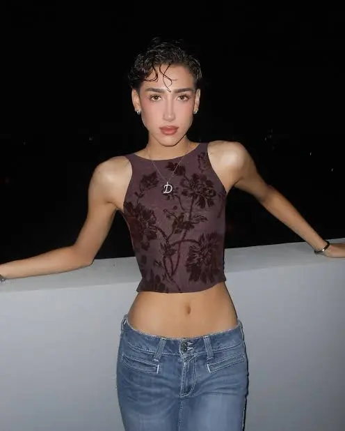 Daus Mendoza Biography: TikTok, Age, Ethnicity, YouTube, Net Worth, Viral Videos, Height