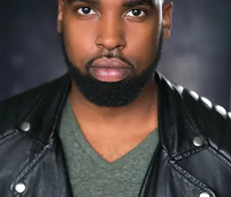 Daniel Curtis Lee Biography: Net Worth, Height, Age, Parents, Girlfriend, Movies & TV Shows