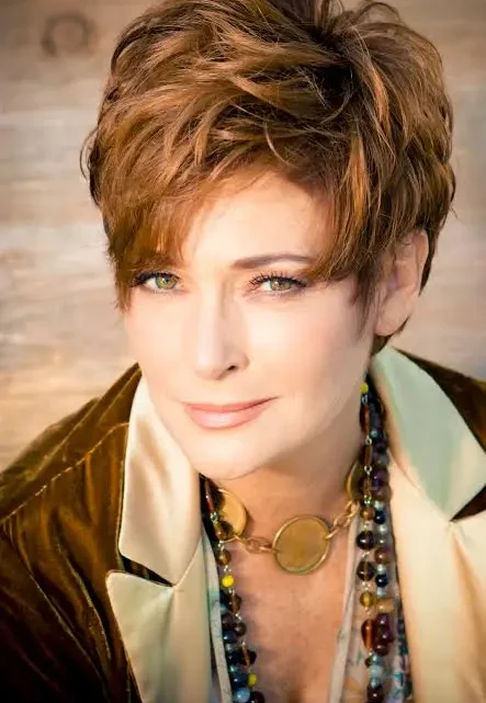 Carolyn Hennesy Biography: Age, Net Worth, Movies & TV Shows, Height, Ex-Husband