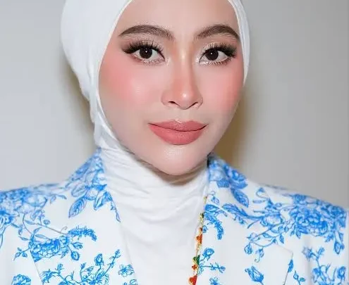 Adira Biography: Husband, Age, Net Worth, Height, Children, Songs, Instagram