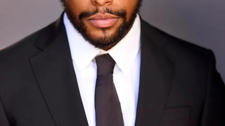 Chris Warren Biography: Height, Net Worth, Age, Wife, Children, Parents, Movies, Instagram