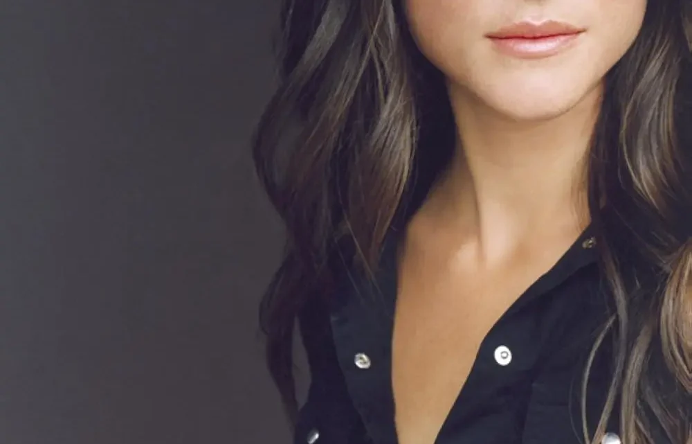 Sarah Butler Biography: Husband, Age, Net Worth, Movies, Height, Children