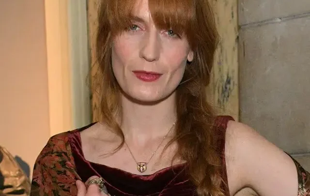 Florence Welch Biography: Nationality, Age, Net Worth, Height Movies & TV Shows, Siblings