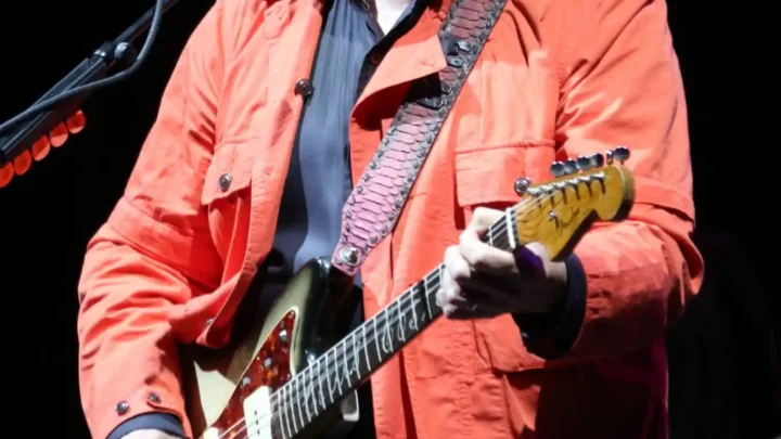 Elvis Costello Biography: Height, Age, Spouse, Ethnicity, Net Worth, Parents, Children, Songs