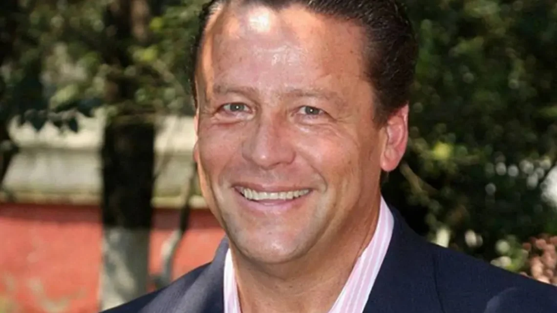 Alfredo Adame Biography: Tv Shows, Children, Net Worth, Age, Movies, Wife, Height, Parents, Marriage