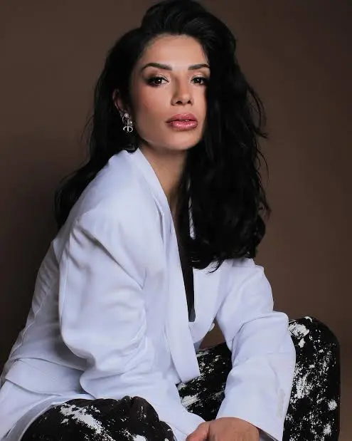 María Fernanda Quiroz Gil Biography: Tv Shows, Husband, Religion, Net Worth, Height, Son, Awards, Ethnicity, Instagram