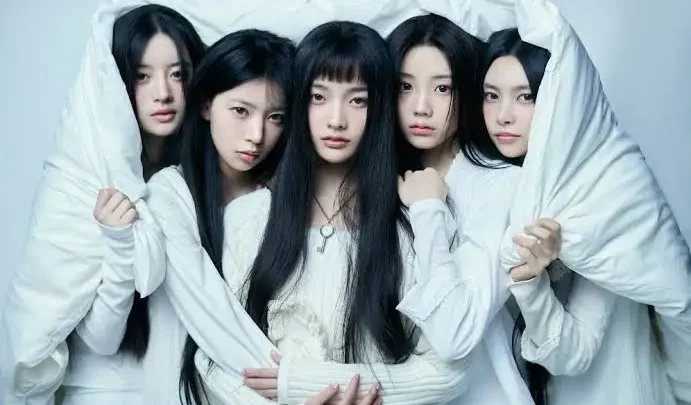 ILLIT Biography: Members, Age, Debut, Net Worth, Songs, Magnetic, Profiles