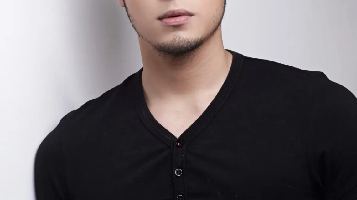 Martin del Rosario Biography: Age, Girlfriend, Net Worth, Movies & TV Shows, Height, Parents