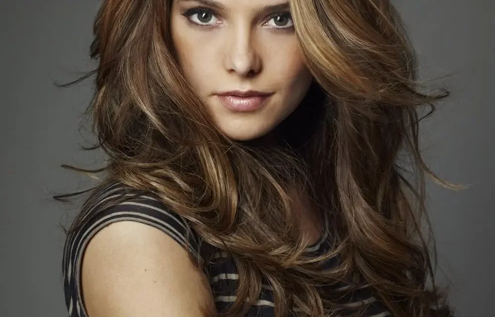 Ashley Greene Biography: Husband, Age, Net Worth, Movies, Height, Children