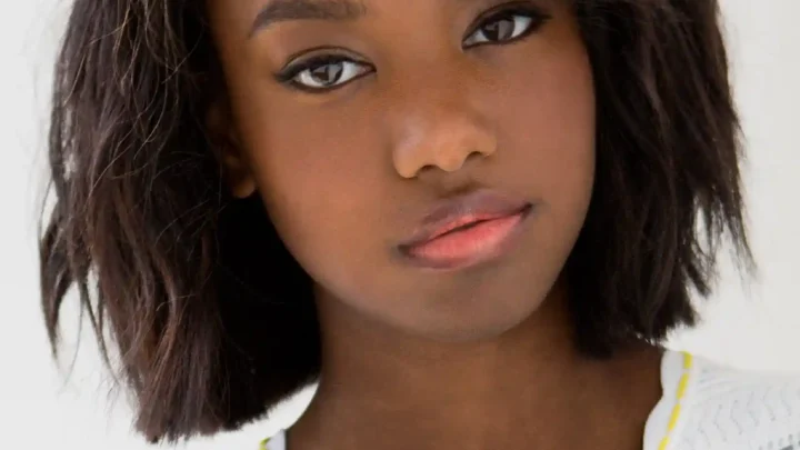 Reiya Downs Biography: Age, Sister, Net Worth, Movies & TV Shows, Parents, Height, Boyfriend