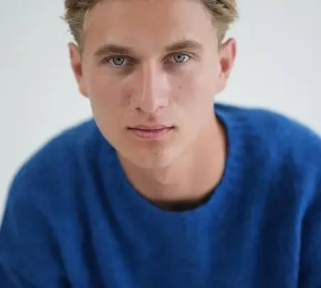 Thomas Kuc Biography: Age, Girlfriend, Net Worth, Movies & TV Shows, Height, Parents