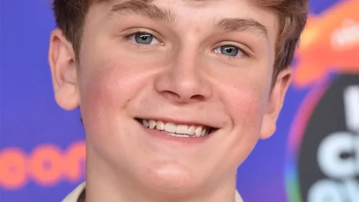 Mitchell Berg Biography: Age, Net Worth, Movies & TV Shows, Height, Parents, Girlfriend