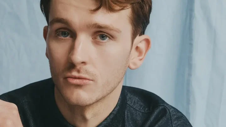 Harry Lawtey Biography: Net Worth, Movies & TV Shows, Age, Height, Girlfriend, Parents