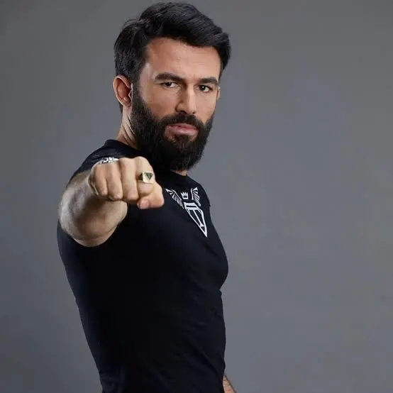 Turabi Çamkıran Biography: Movies, Songs & Albums, Siblings, Height, Spouse, Net Worth, Children