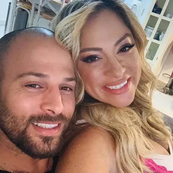 Lihi Griner Biography: Age, Tv Shows, Husband, Net Worth, Height, Children, Parents, Controversy