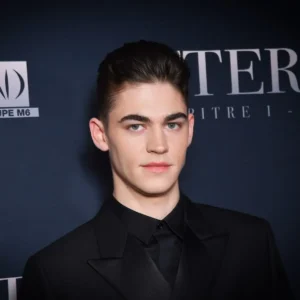 Hero Fiennes-Tiffin