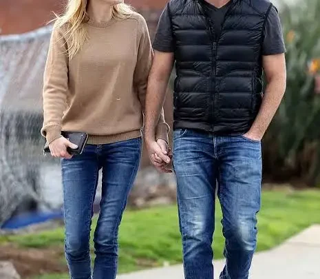 Anna Faris’ husband Michael Barrett Biography: Age, Wife, Children, Net Worth, Height, Education, Movies & TV Shows