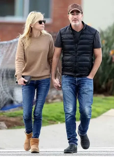 Anna Faris’ husband Michael Barrett Biography: Age, Wife, Children, Net Worth, Height, Education, Movies & TV Shows