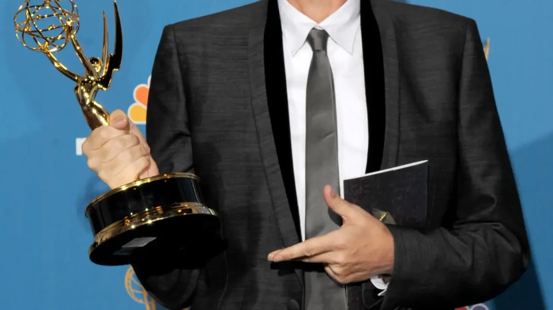 Steve Shill Biography: Age, Net Worth, Height, Education, Movies & TV Shows, Award, Wife