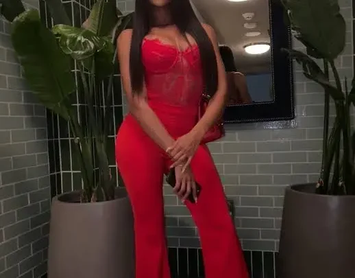 Autumn Ajirotutu Biography: Parents, Children, Net worth, Age, Height, Career, Education