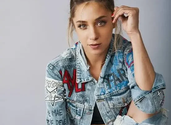 Shiran Sendel Biography: Movies, Awards, Husband, Age, Height, Net Worth, Parents, Religion