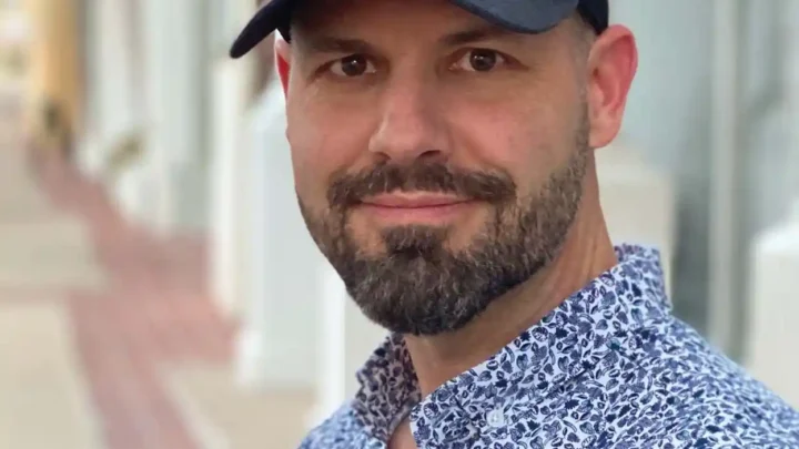 Ryan Ottley Biography: Age, Net Worth, Career, Comics, Invincible, Wife, Wikipedia, Books