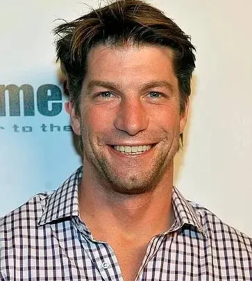 Charlie O’Connell Biography: Age, Wife, Net Worth, Height, Parents, Brother, Movies & TV Shows