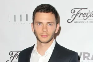 Devon Graye