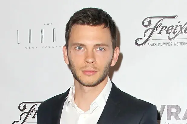 Devon Graye Biography: Age, Husband, Net Worth, Height, Parents, Career, Movies & TV Shows