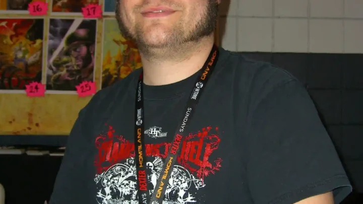 Tony Moore Biography: Age, Wife, Daughter, Net Worth, Parents, Career, Comics