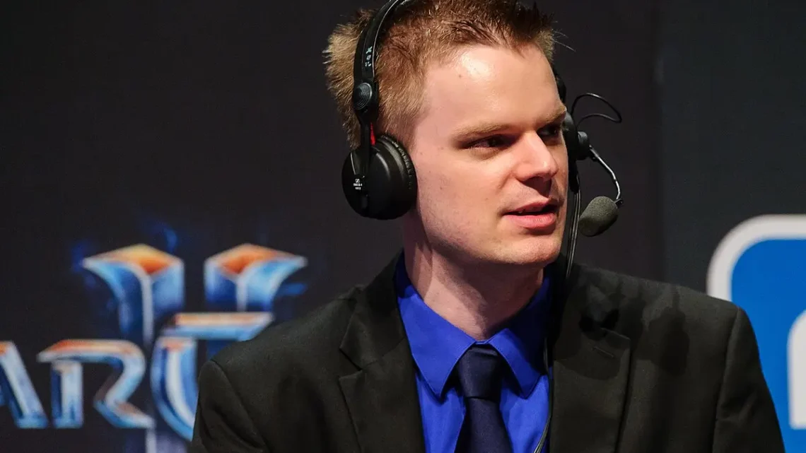 Mike Lamond Biography: Partner, Age, Net Worth, YouTube, Career, Height, Parents