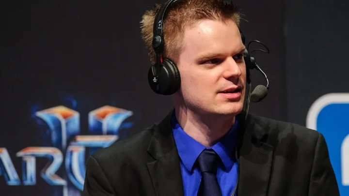 Mike Lamond Biography: Partner, Age, Net Worth, YouTube, Career, Height, Parents