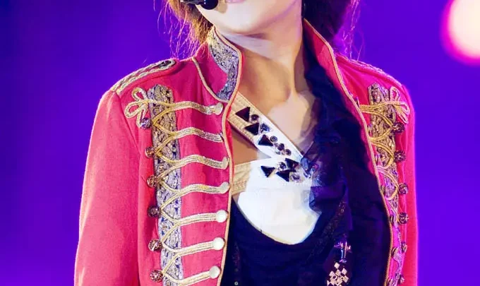 Selina Jen Biography: Books, Age, Husband, Net Worth, Movies, Pregnancy, Ethnicity