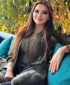 Esra Ezmeci