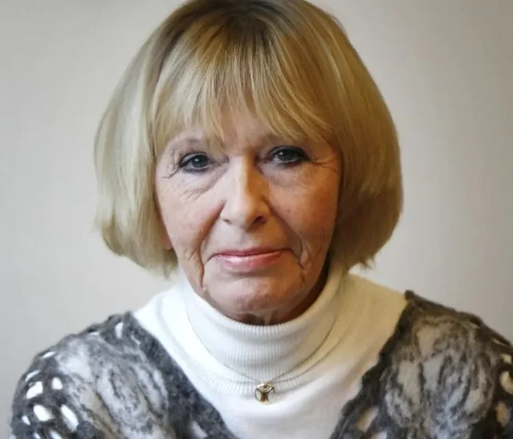 Mimi Jakobsen Biography: Age, Husband, Net Worth, Height, Parents, Children, Career, Real Name