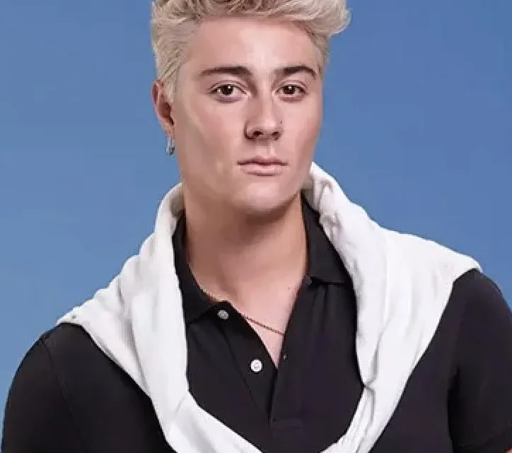 Sebastian Bails Biography: Ex-Girlfriend, Age, Net Worth, TikTok, Height, Songs, Career