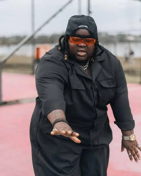 Mc Caro Biography: Net Worth, Age, Height, Ethnicity, Parents, Boyfriend, YouTube, Songs