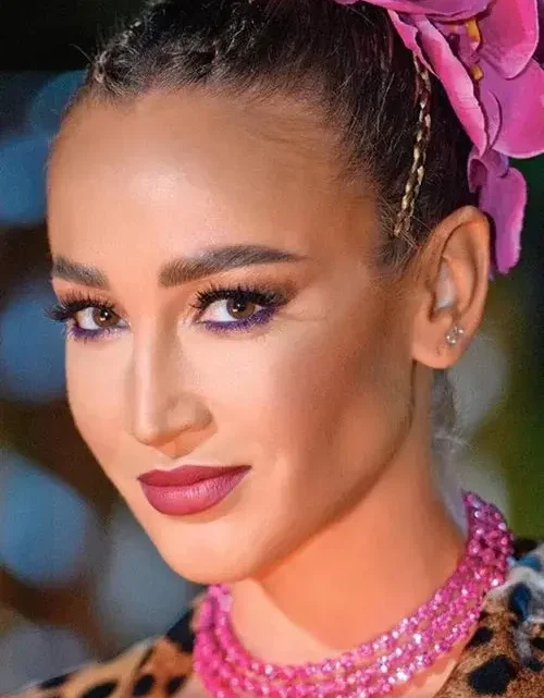 Olga Buzova Biography: Ex-Husband, Age, Net Worth, Height, Songs, Career, Movies, Instagram