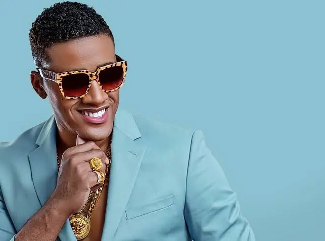 Anselmo Ralph Biography: Net Worth, Wife, Height, Health Challenge, Children, Awards, Songs