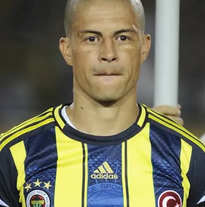 Alexsandro de Souza Biography: Career, Net Worth, Wife, Children, Age, Height, Nationality, Clubs, Awards