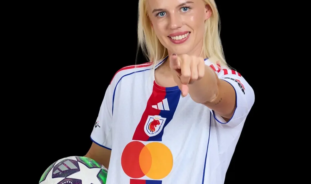 Sofie Svava Biography: Age, Height, Net Worth, Stats, Career, Salary, Club, Boyfriend