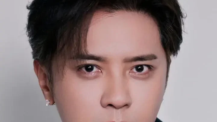 Show Lo Biography: Awards, Religion, Songs, Instagram, Movies, Girlfriend, Height, Ethnicity