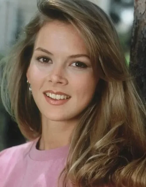 Julie Condra Biography: Husband, Age, Children, Net Worth, Height, Parents, Movies & TV Shows