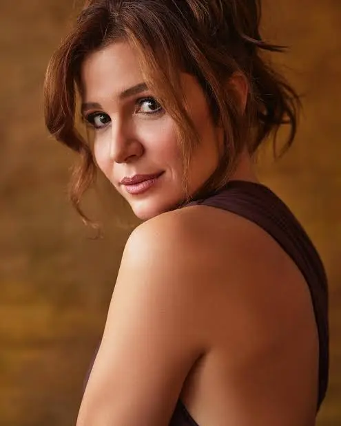 Aylin Kontente Biography: Education, Awards, Movies & TV Shows, Age, Instagram, Spouse, Net Worth, Height