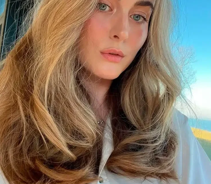 Caroline Hannibal Biography: Videos, Net Worth, Age, TikTok, Parents, Height, Boyfriend, Awards, Religion, Parents